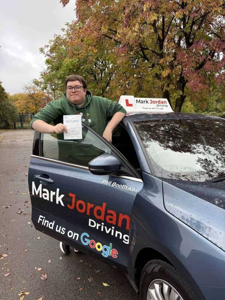 driving instructors in Swadlincote - Fraser passes driving test with Mark Jordan Driving School