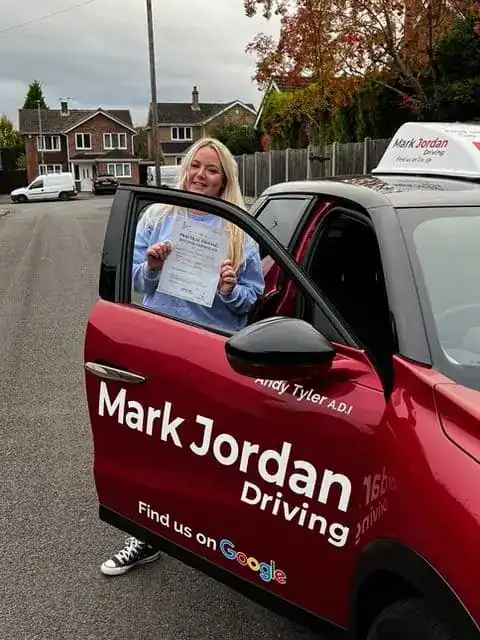 Driving-instructors-in-Ashby-Shannon-1-rotated